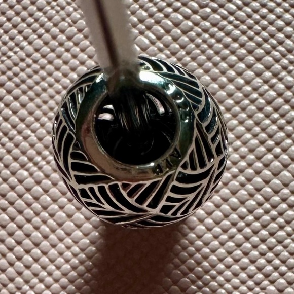 Authentic Pandora Silver Tropicana Palm Leaves Openwork Charm - Picture 2 of 2